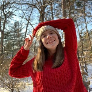 Meet your Posher, Emily